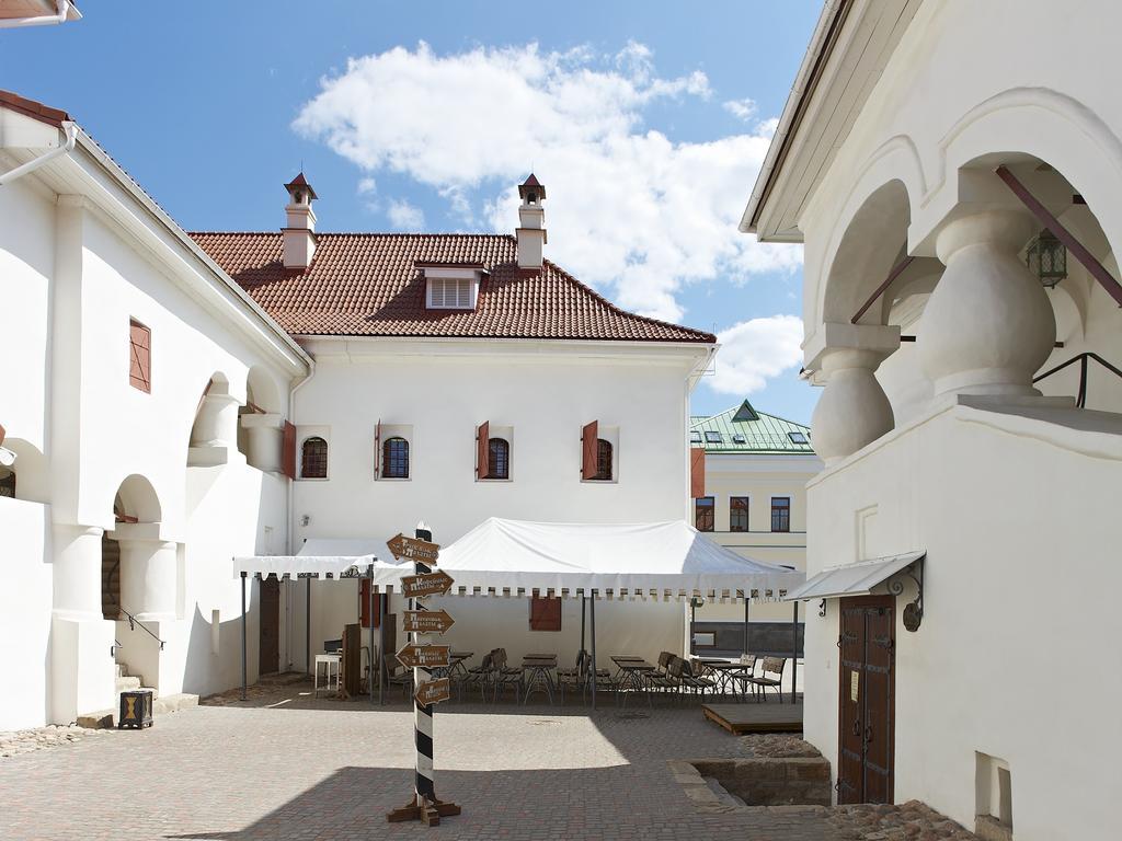 Hotel Dvor Podznoeva - Business Building Pskov Exteriér fotografie